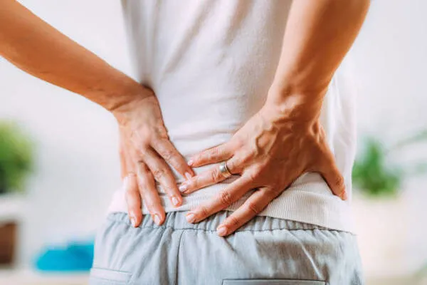 lumbalgia ciática, compresión del nervio ciático y dolor lumbar con ciática